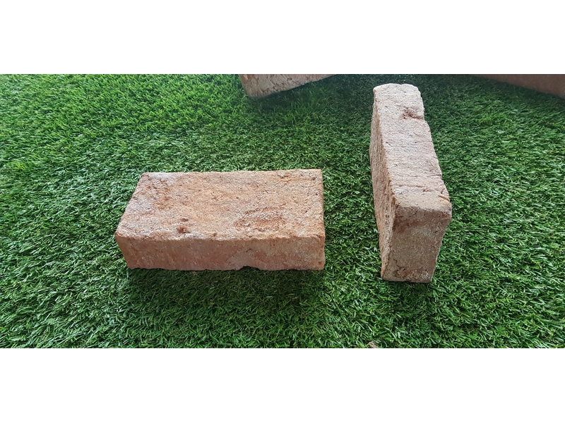 อิฐโบราณ